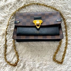 Louis Vuitton women’s Damier Vavin Chain Wallet